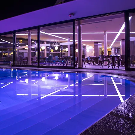 Ξενοδοχείο Plaza