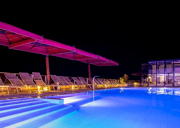 Hotel Plaza 4*