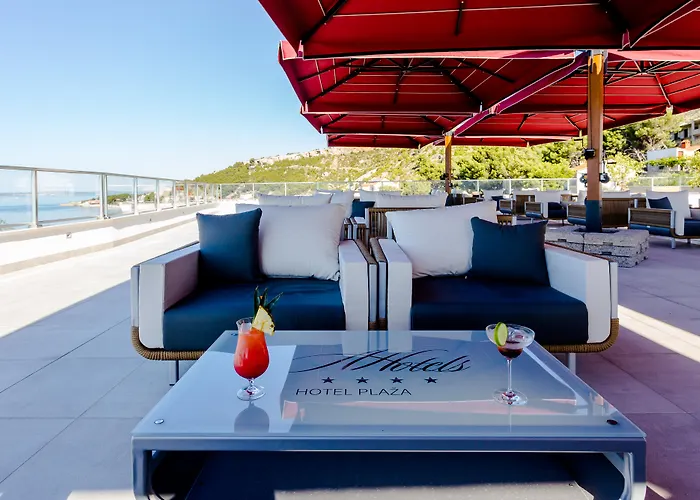 Hotel Plaza Duće
