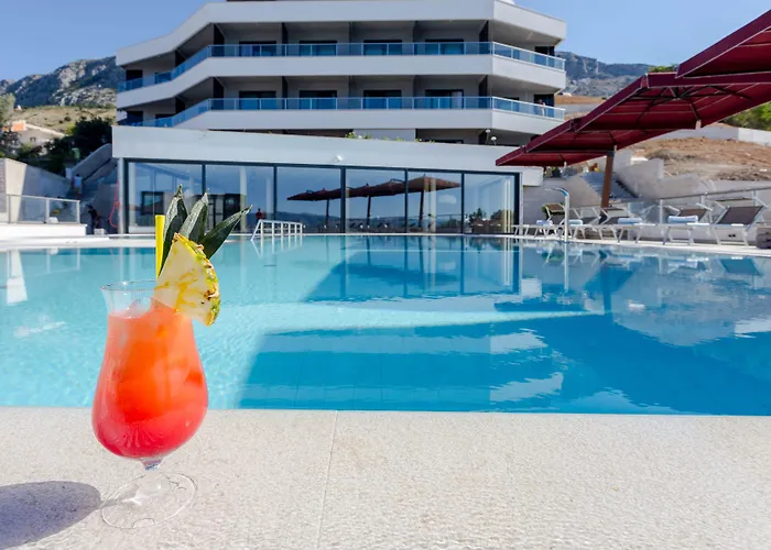 Hotel Plaza 4*