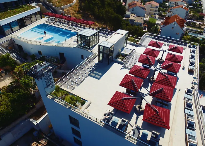 Hotel Plaza Duće